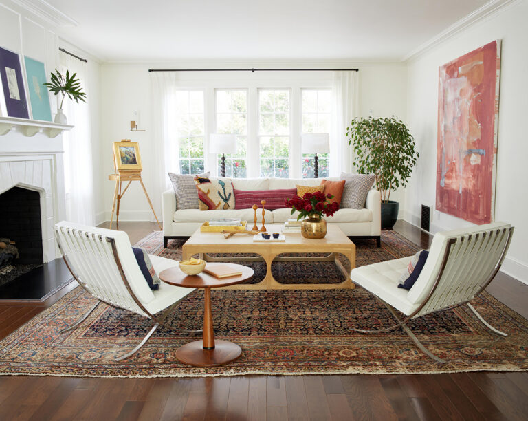 3 Sure-Fire Ways To Arrange The Furniture In Your Room The Perfect Way